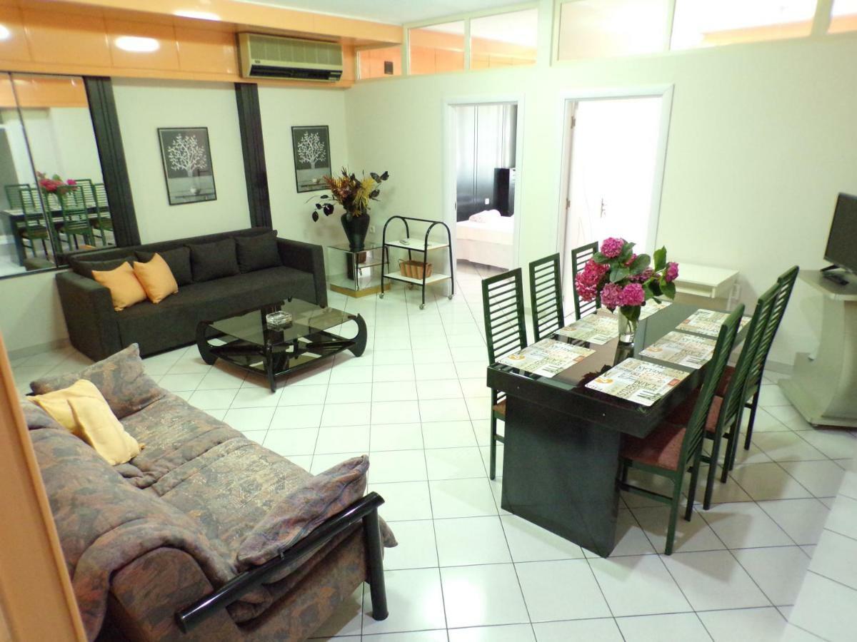 Christine'S Downtown Suites Kavala Exterior photo