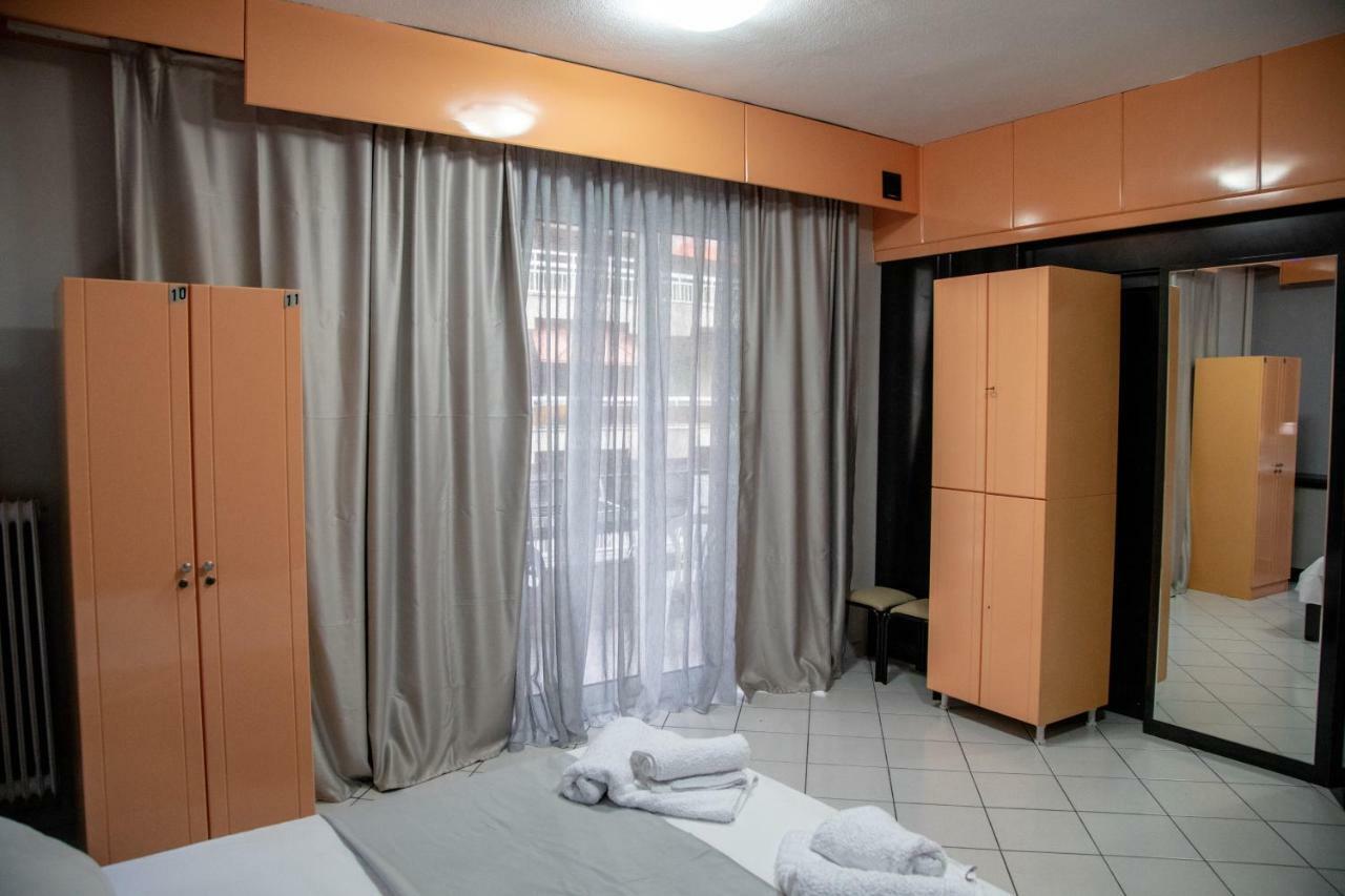 Christine'S Downtown Suites Kavala Exterior photo