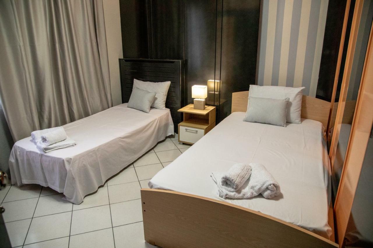 Christine'S Downtown Suites Kavala Exterior photo